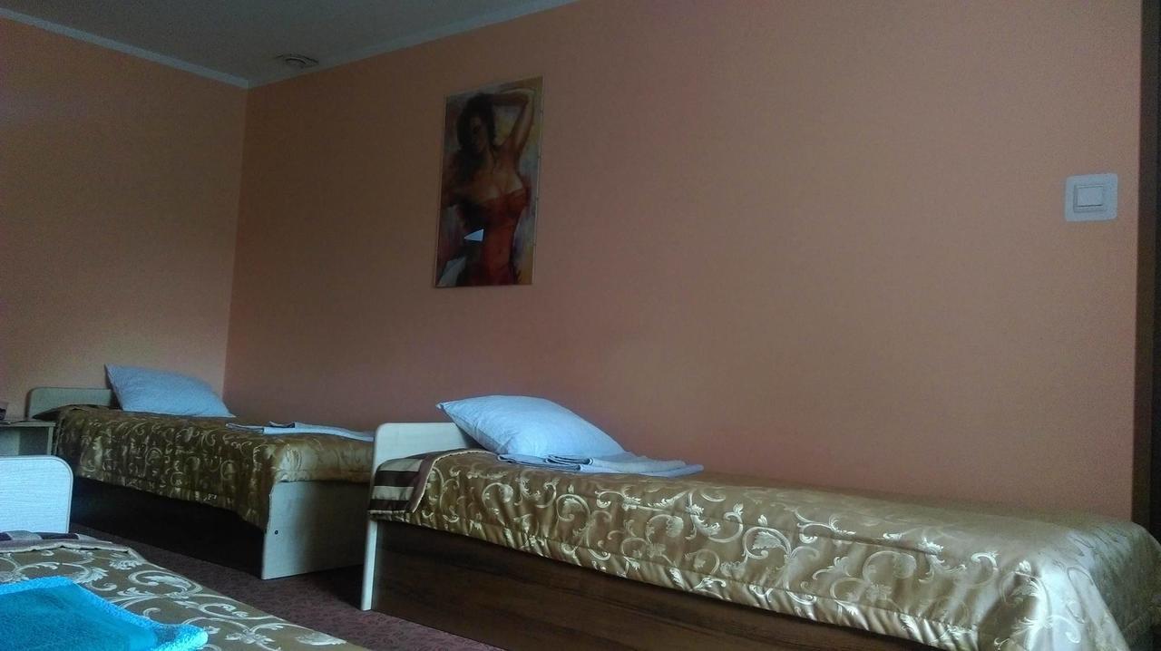 Zajazd Rys Lomza Exterior foto